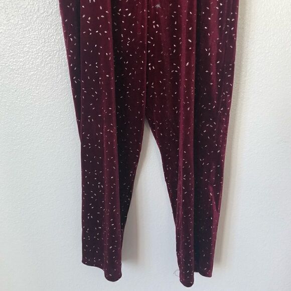 NWT SPEECHLESS Wine Red Sparkly Spaghetti Strap Jumpsuit Size Medium - Picture 5 of 14